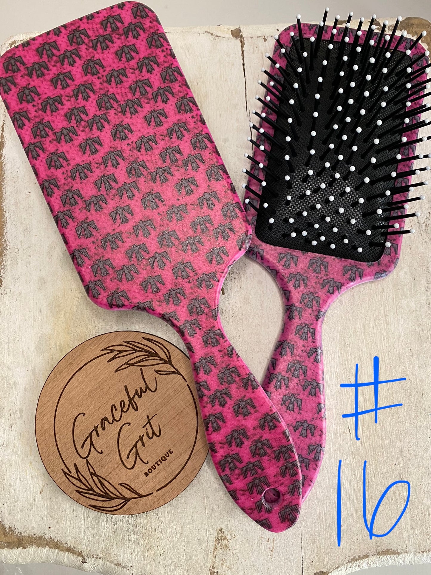 Trendy Paddle Brush